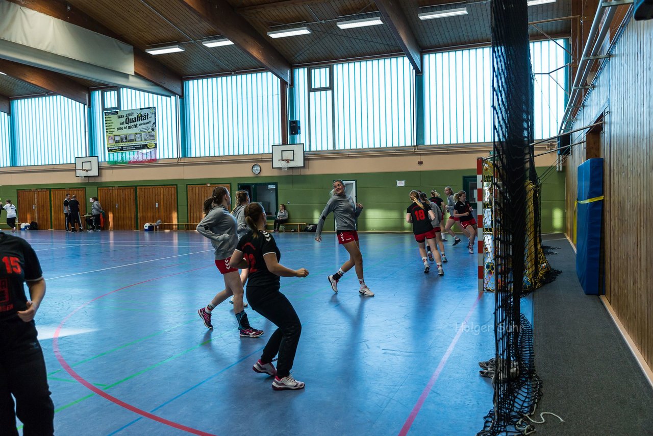 Bild 8 - Frauen HSG Kremperheide/Muensterdorf - HFF Munkbarup : Ergebnis: 28:27